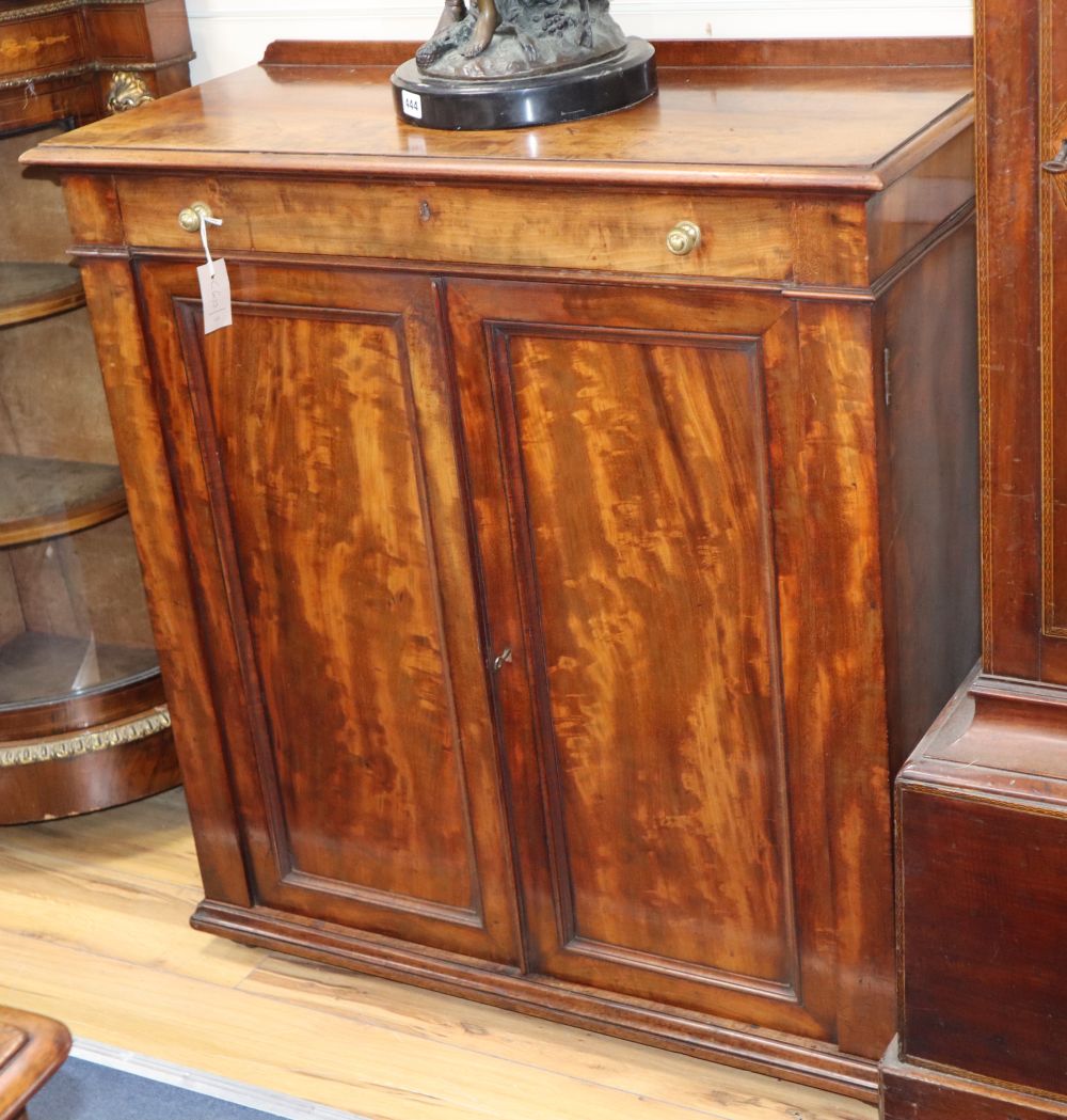 A William IV mahogany chiffonier, W.92cm, D.40cm, H.99cm